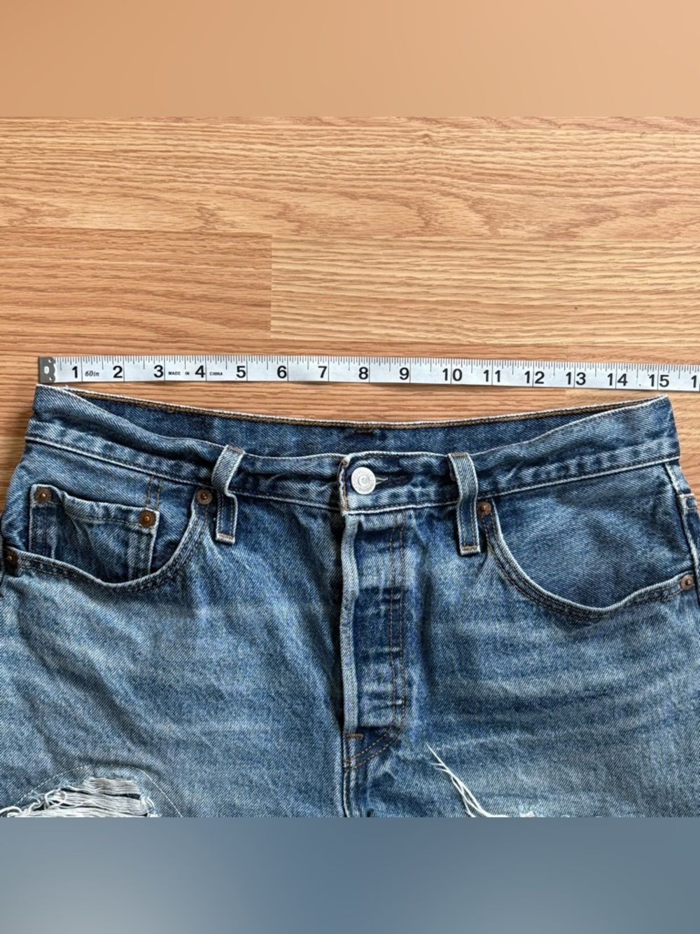 Levi’s 501 Original Cutoff Denim Shorts Button Fly Raw Hem Jean Shorts - Size 29 - Picture 7 of 10